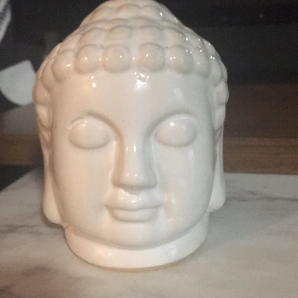 Buddha head